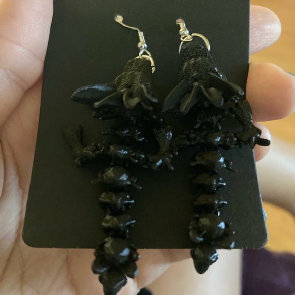 Dragon earrings - Picture 3 of 3